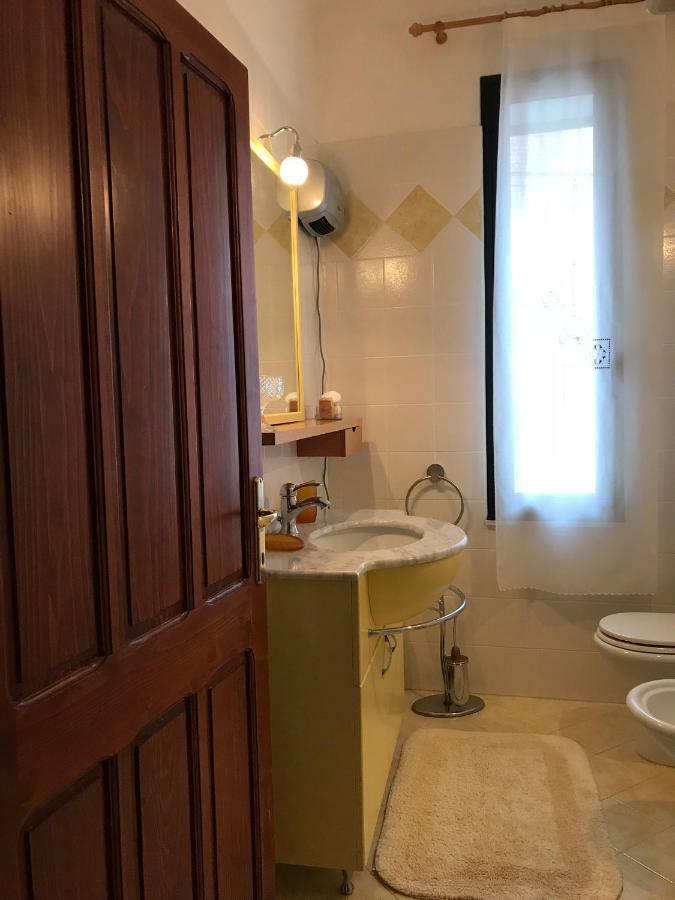 Sardegna Vicino Ad Olbia "La Casa Nel Vicolo" Villa Berchidda Exterior foto
